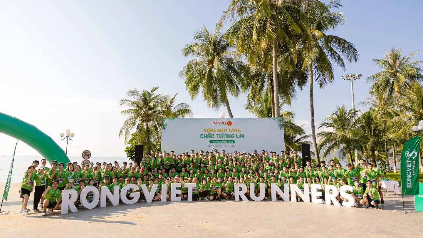 team building Rồng Việt